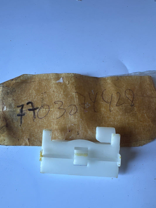 7703074428, OBTURADOR SOBRE, Renault