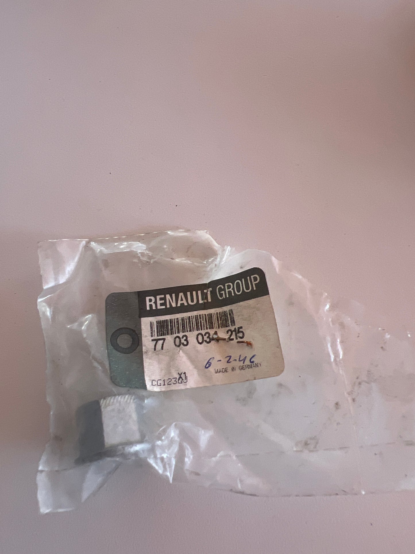 7703034215 TUERCA SOPORTE RENAULT