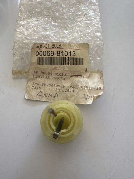 90069-81013, 90069-81013 REAR COMBINATION LAMP, toyota, Toyota - Lexus