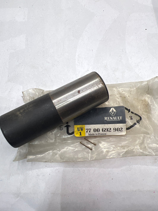 7700692902 BUSH C/HOUSING TD RENAULT