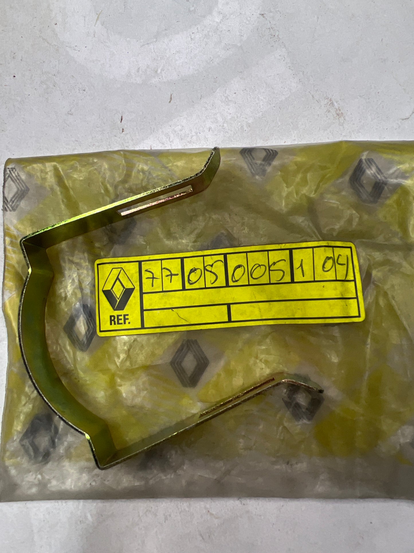 7705005104 ABRAZADERA HOSE AIR 21 RENAULT