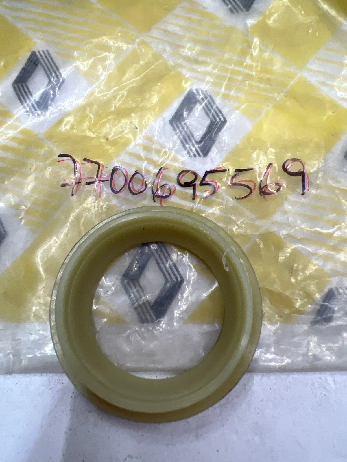 Copela de sujeción Renault 7700695569