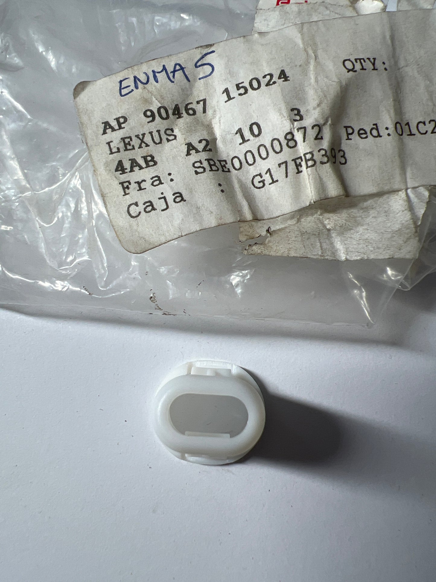 90467-15024, 90467-15024 INSTRUMENT PANEL & GLOVE COMPARTMENT, toyota, Toyota - Lexus