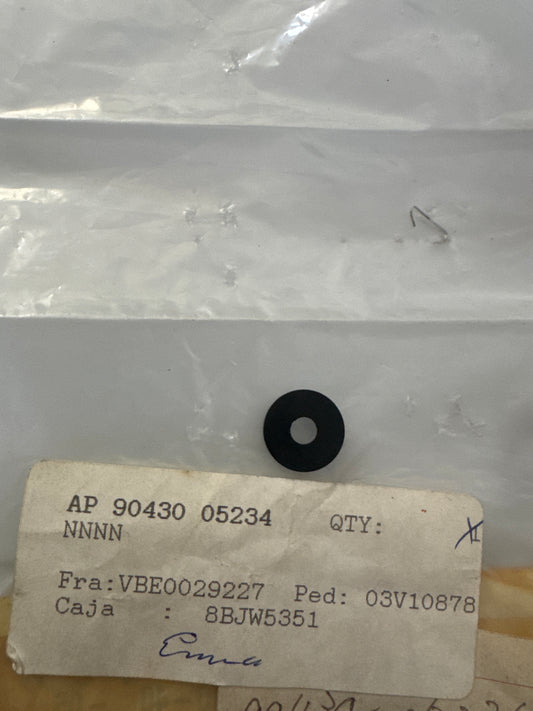 90430-05234, 90430-05234 REAR MOULDING, toyota, Toyota - Lexus