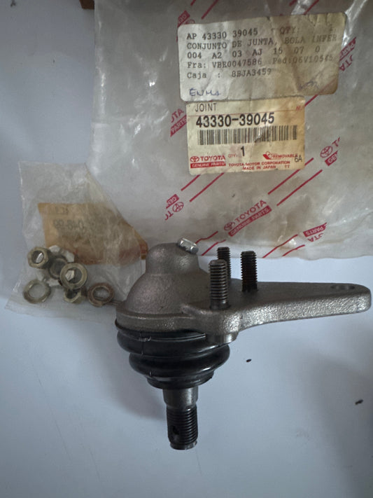 43330-39045 FRONT AXLE ARM & STEERING KNUCKLE, toyota