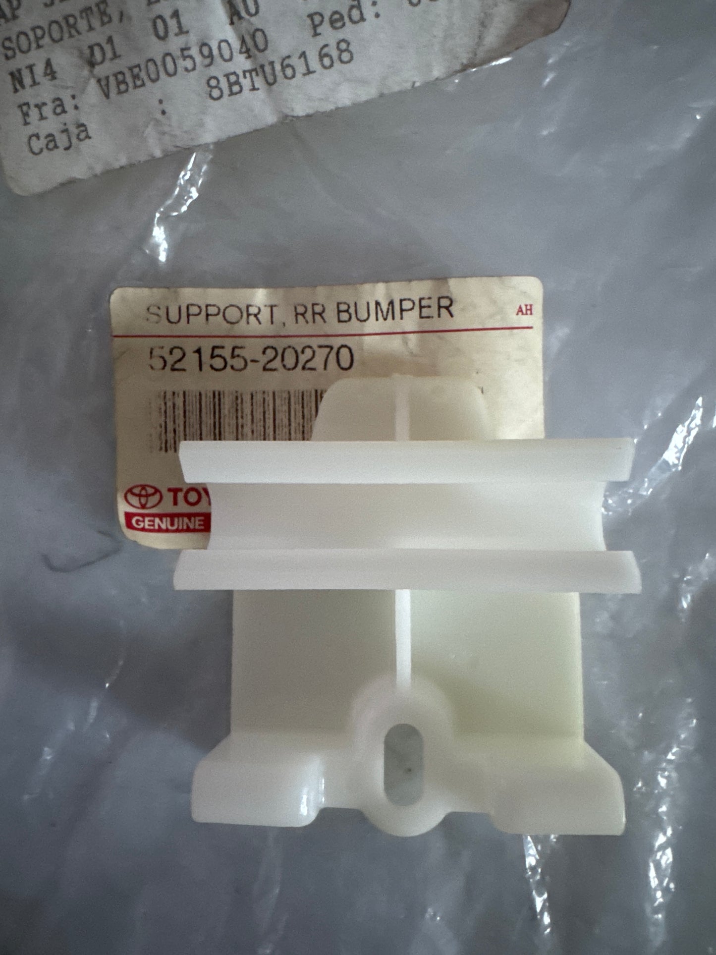 52155-20270 REAR BUMPER & BUMPER STAY, toyota