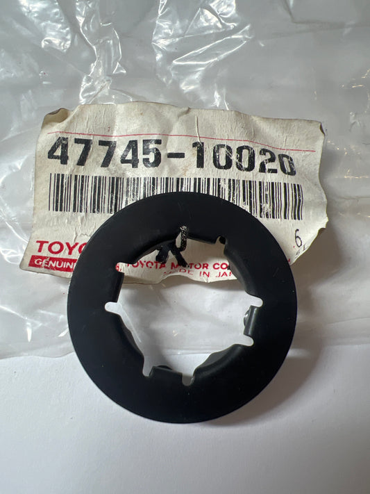 47745-10020 FRONT DISC BRAKE CALIPER & DUST COVER, toyota