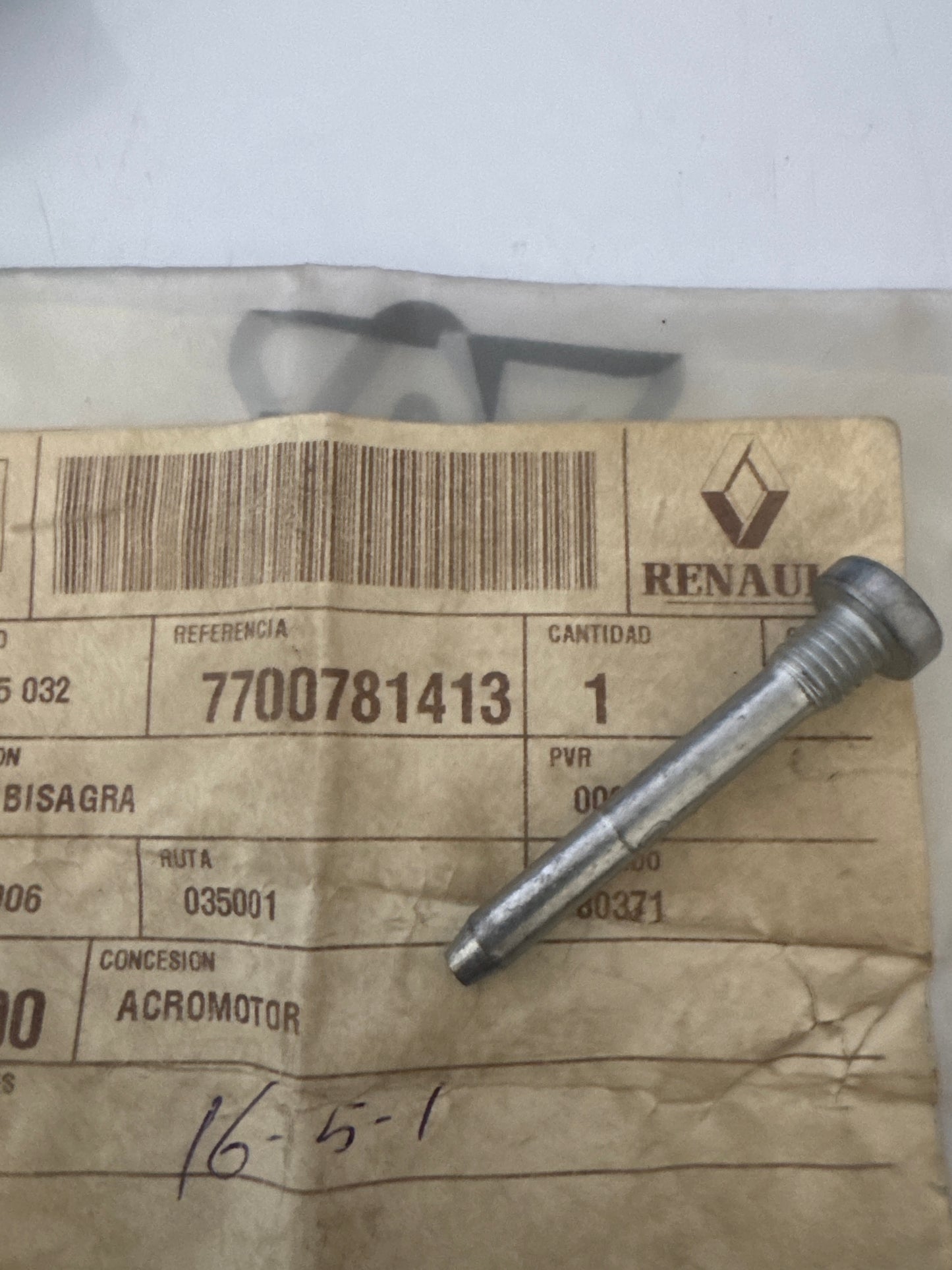 7700781413, EJE DE BISAGRA, Renault