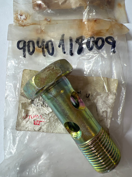 90401-18009 ENGINE OIL COOLER, toyota