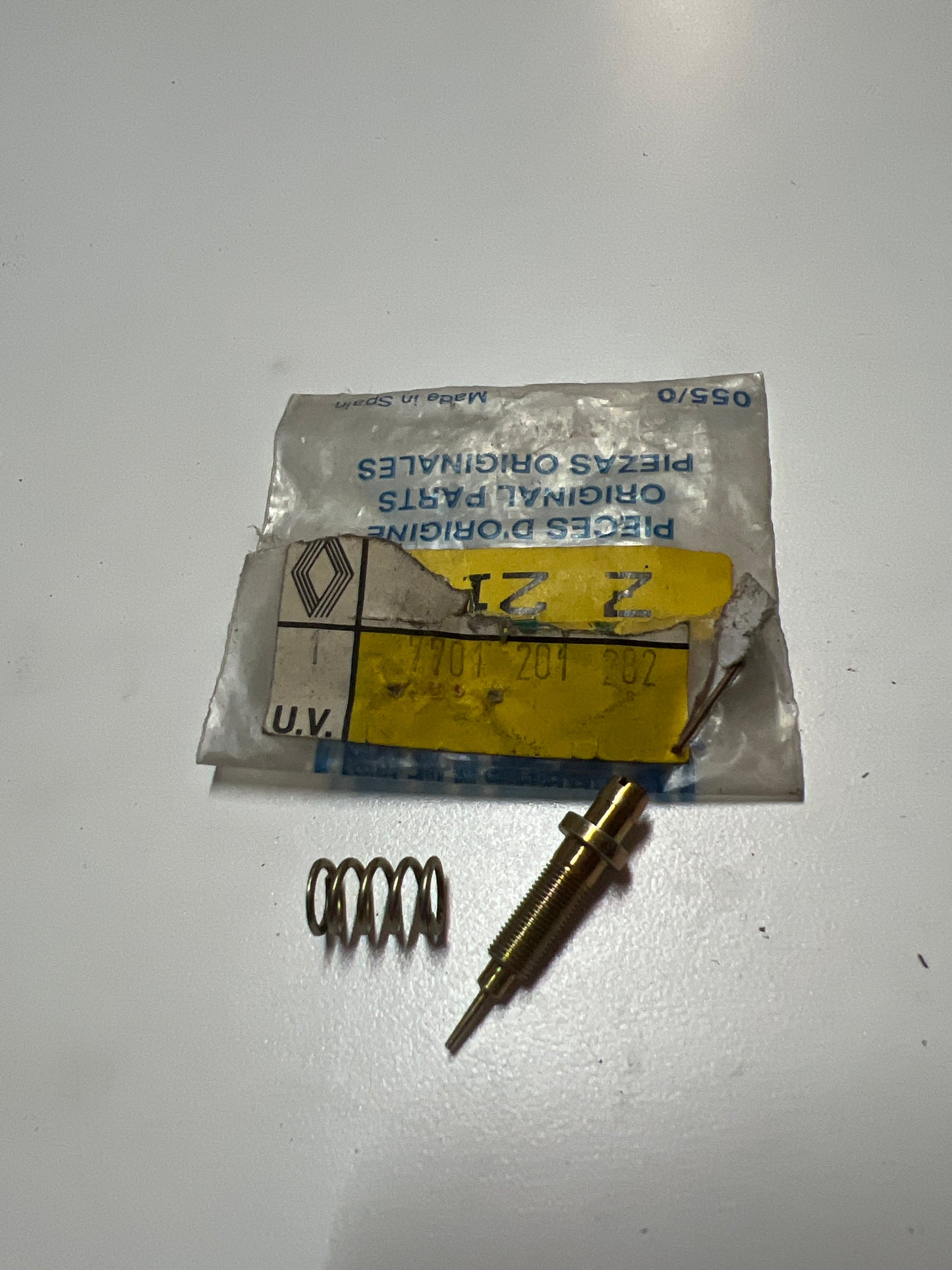 7701201282 - CHICLE - Renault