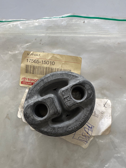 17565-15010, 17565-15010 EXHAUST PIPE, toyota, Toyota - Lexus