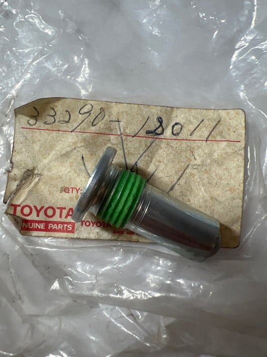 33290-12011 GEAR SHIFT FORK & LEVER SHAFT (MTM), toyota