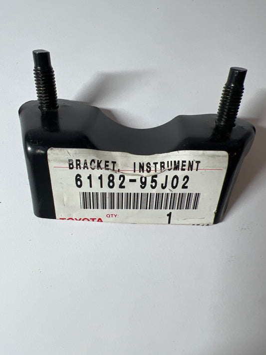 61182-95J02, 61182-95J02 INSTRUMENT PANEL & GLOVE COMPARTMENT, toyota, Toyota - Lexus