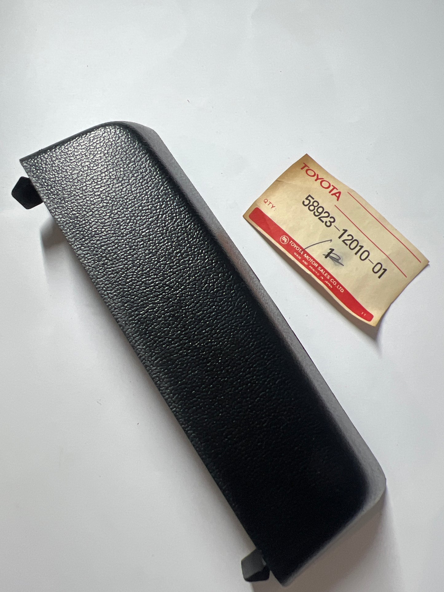 58923-12010-01 CONSOLE BOX & BRACKET, toyota