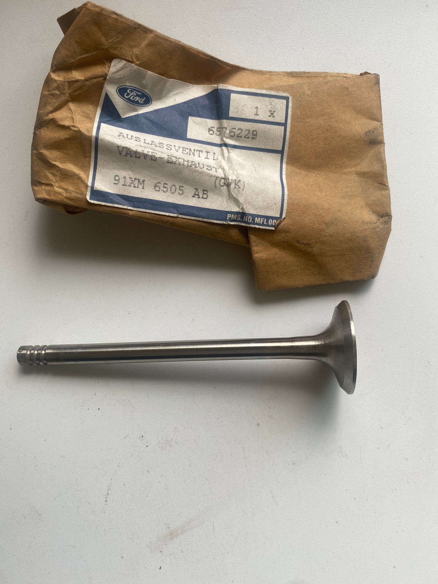 6576229, VALVULA DE ESCAPE, Ford