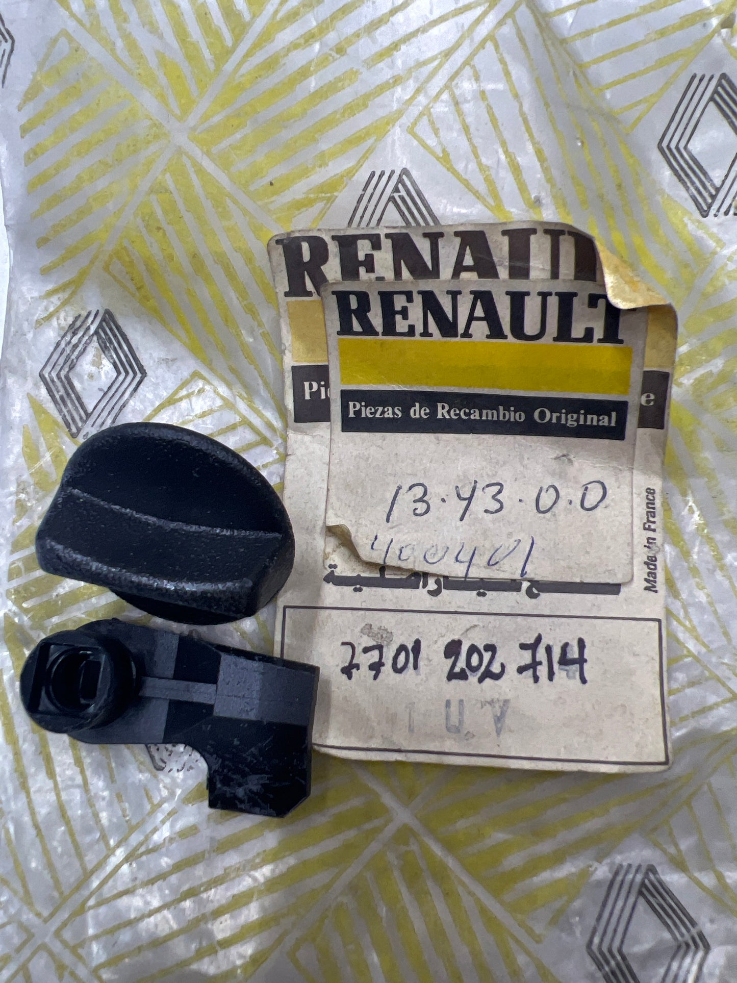 7701202714 GRAPA SET CARPET21 RENAULT