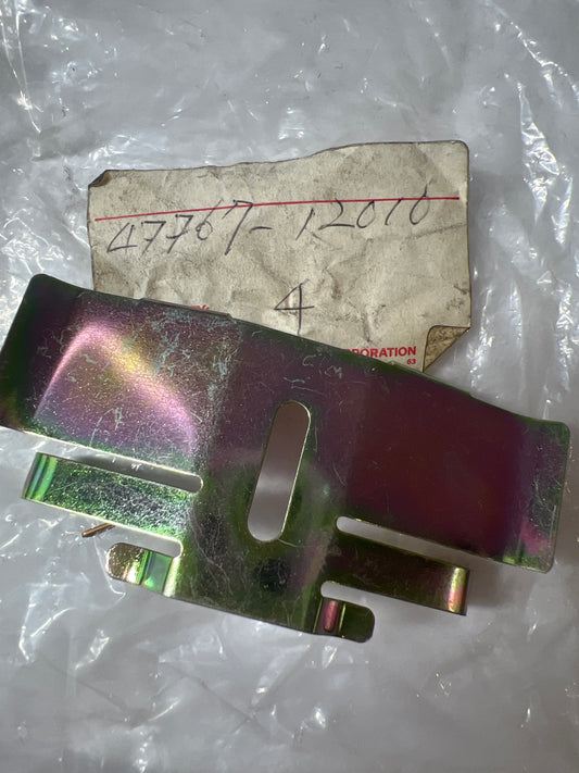 47767-12010 FRONT DISC BRAKE CALIPER & DUST COVER, toyota