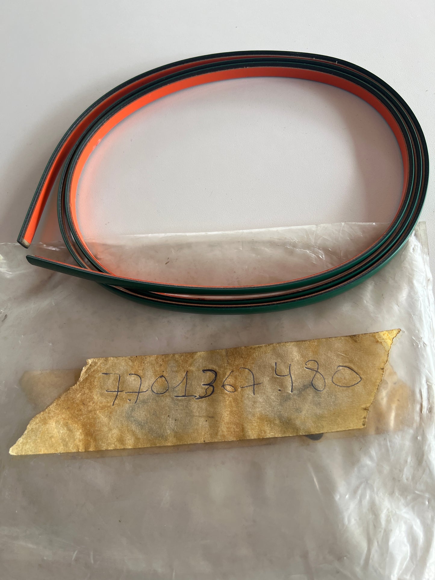 7701367480 MOULDING BUMPER RENAULT