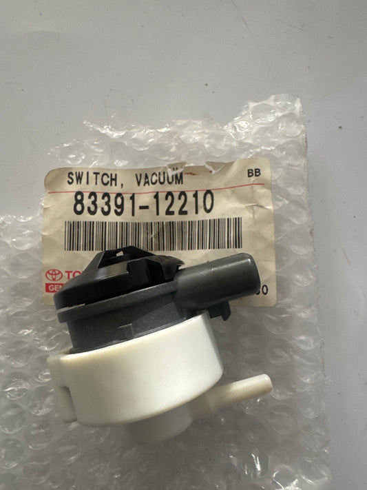 83391-12210, 83391-12210 SWITCH & RELAY & COMPUTER, toyota, Toyota - Lexus