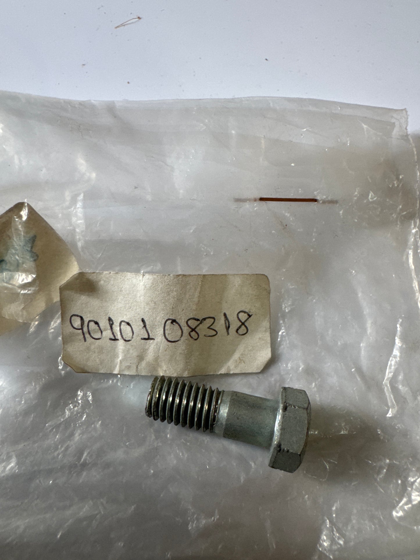 90101-08318 PROPELLER SHAFT & UNIVERSAL JOINT, toyota