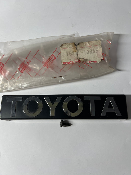75311-19845, 75311-19845 EMBLEM & NAME PLATE (EXTERIOR & INTERIOR), toyota, Toyota - Lexus