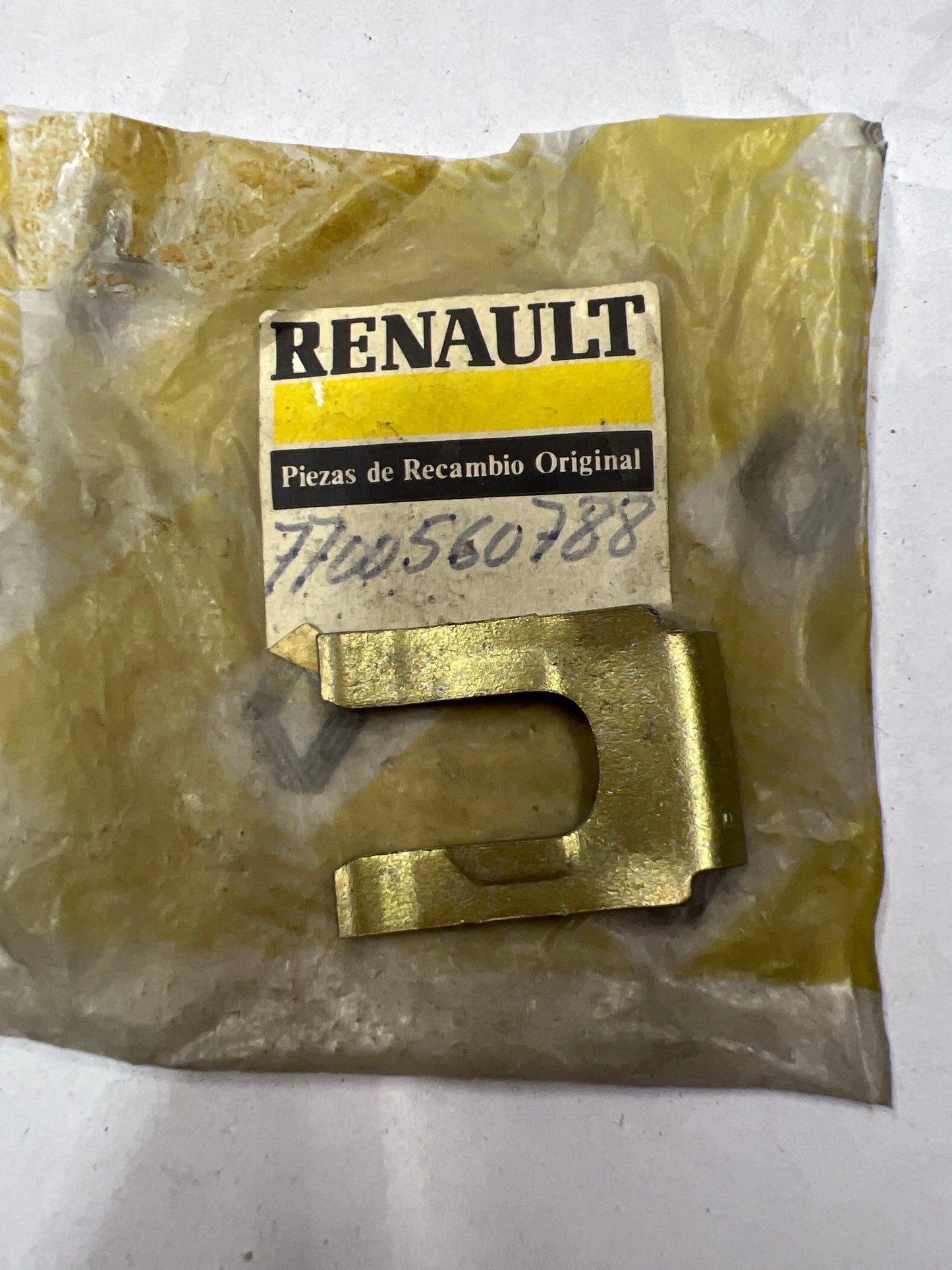7700560788 CAVALIER FIXATION RENAULT
