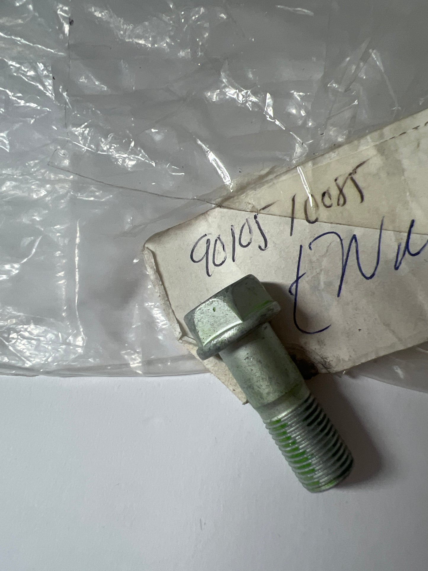 90105-10085 PROPELLER SHAFT & UNIVERSAL JOINT, toyota