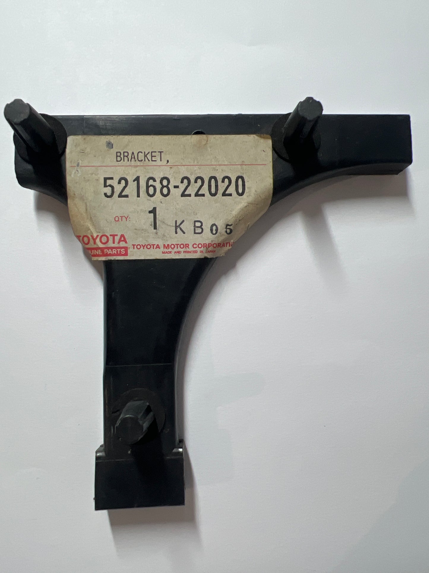 52168-22020 REAR BUMPER & BUMPER STAY, toyota