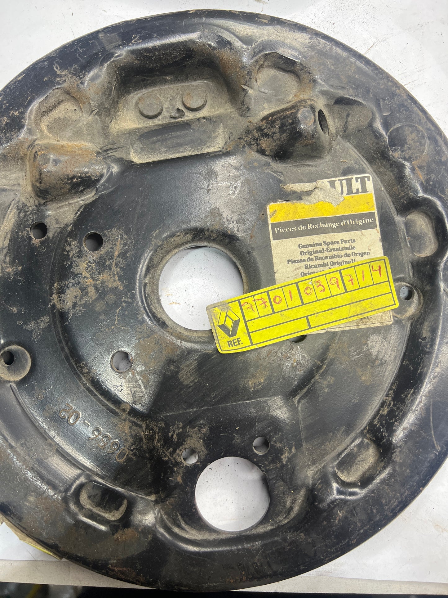 7701039714 PLATE BRAKE RH CL RENAULT