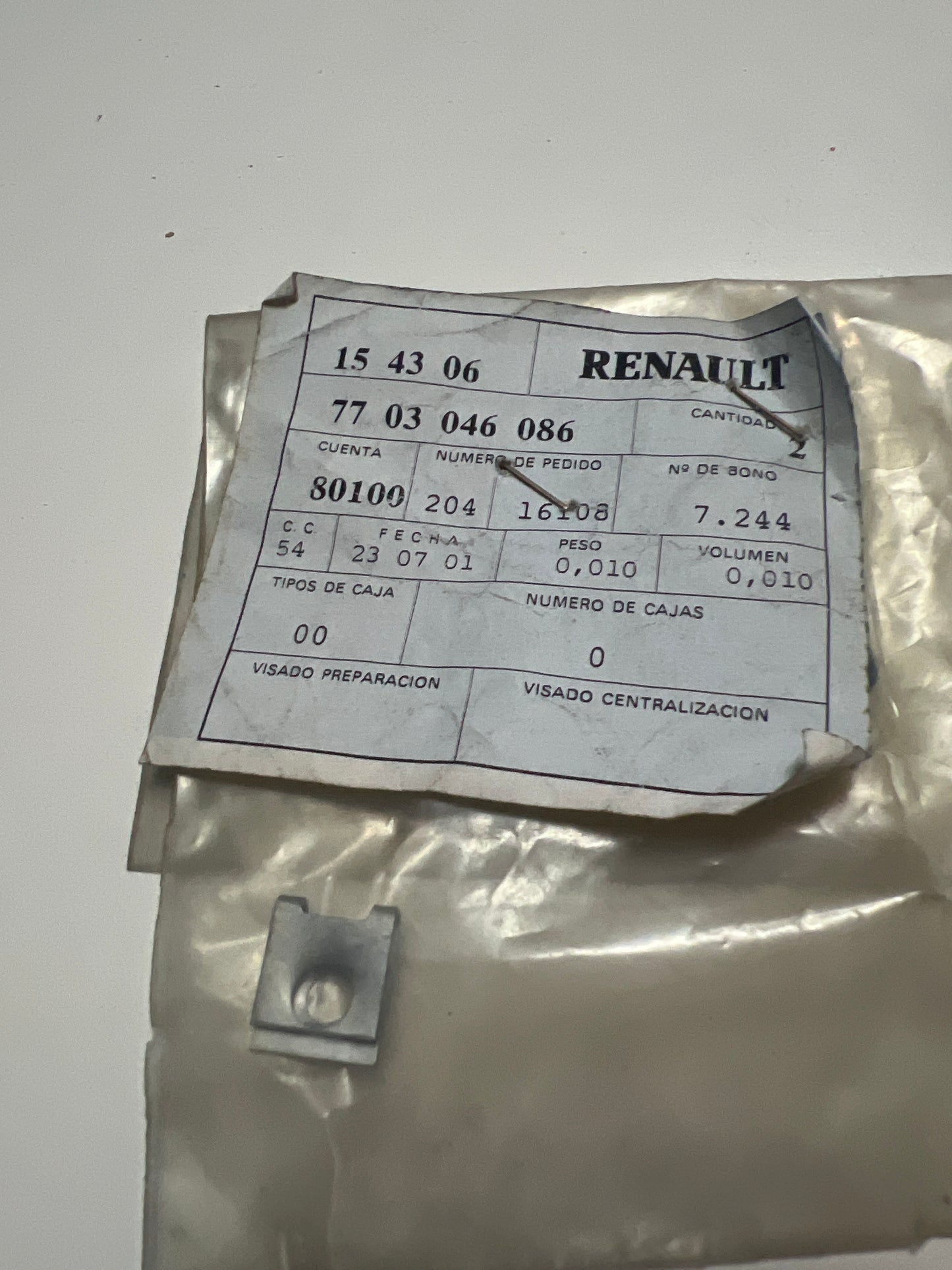 7703046086 - TUERCA CHAPA - Renault