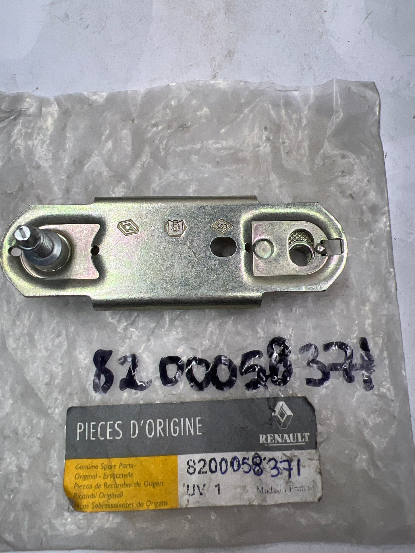 8200058371 PLACA SUP.ARTICUL RENAULT