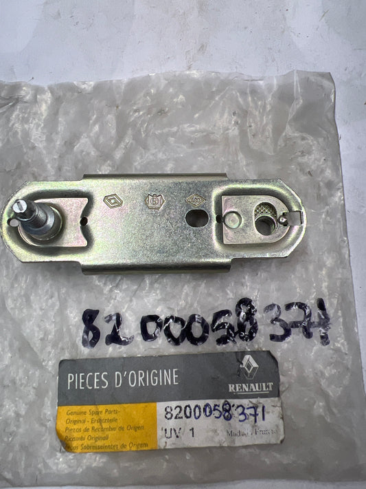 8200058371 PLACA SUP.ARTICUL RENAULT