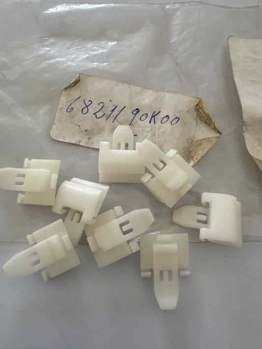 68211-90K00 FRONT DOOR PANEL & GLASS, toyota