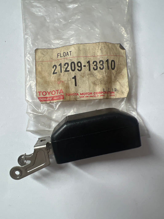 21209-13310 CARBURETOR, toyota