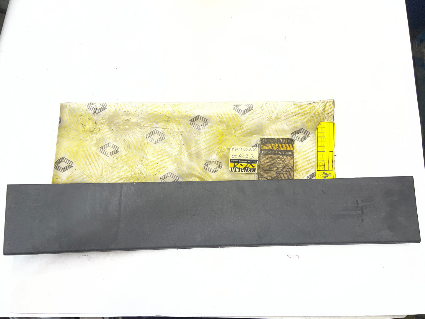 7704003277 BOURRELET AV CENT RENAULT
