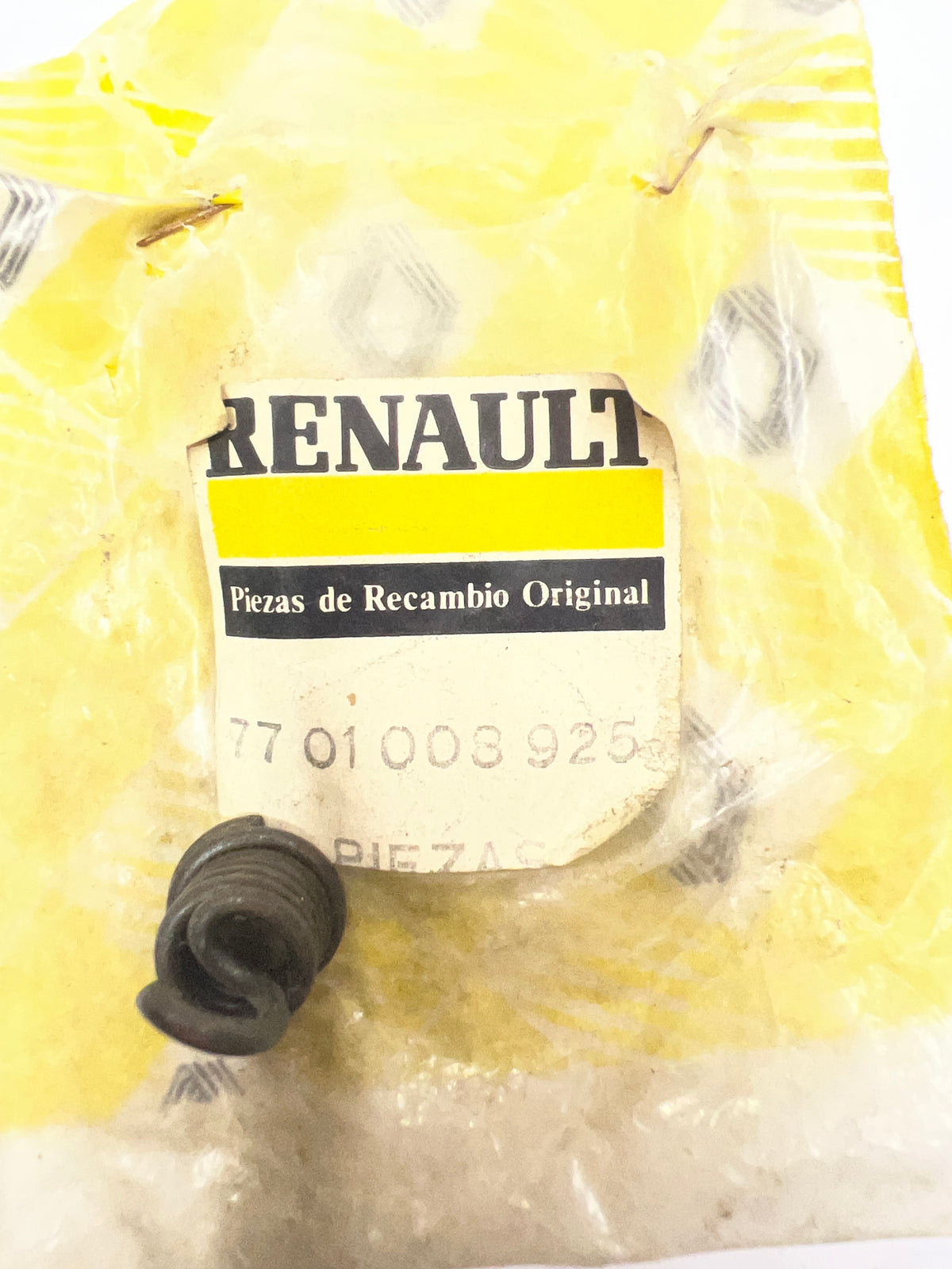 Grapa de fijación Renault 7701008925