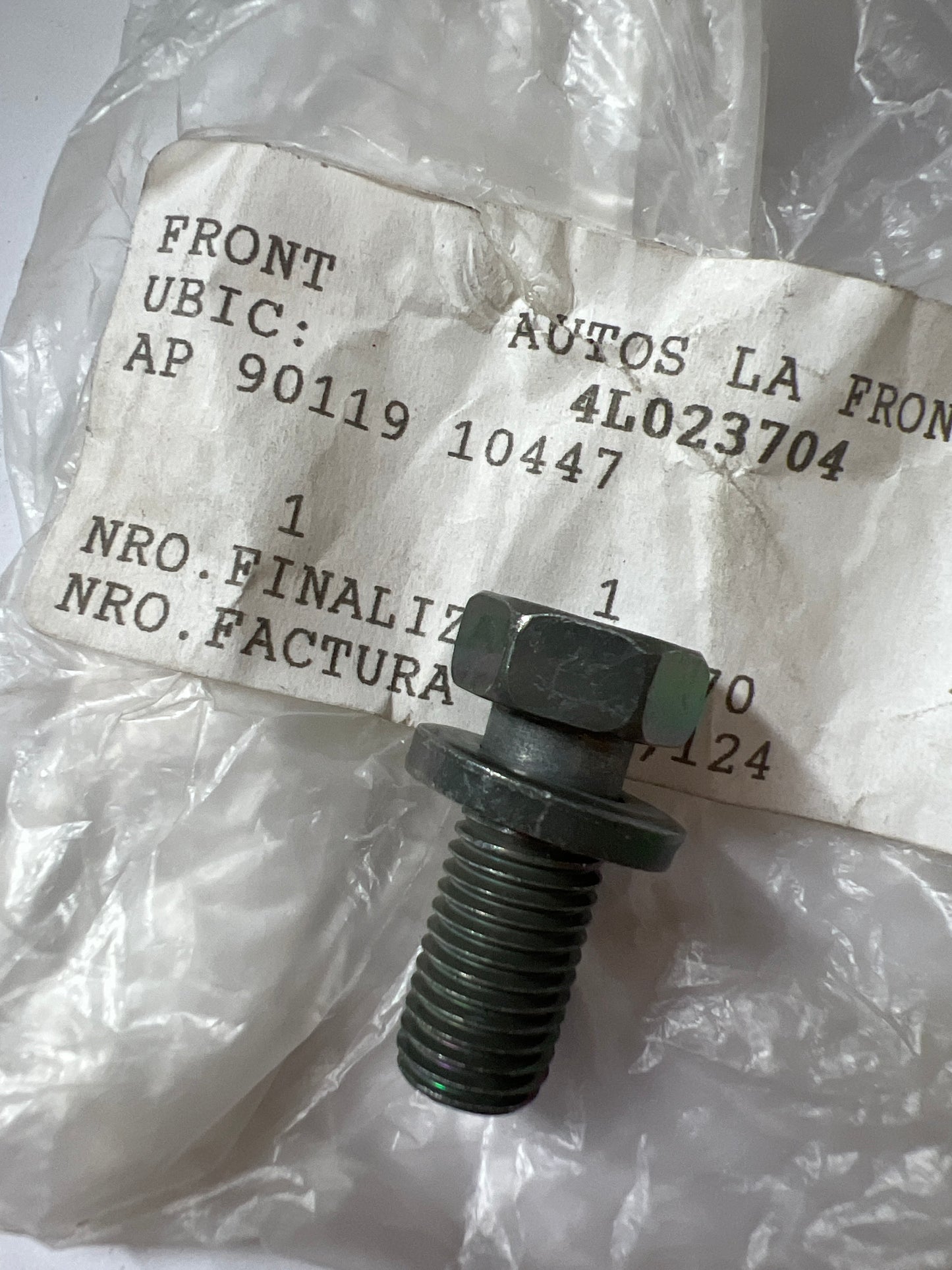 90119-10447 REAR DISC BRAKE CALIPER & DUST COVER, toyota