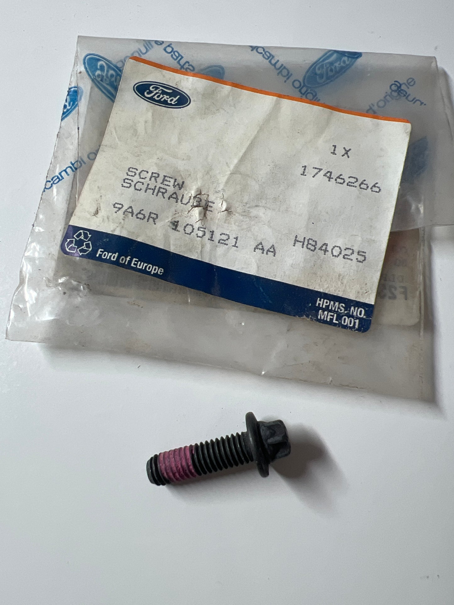 1746266, TORNILLO, Ford