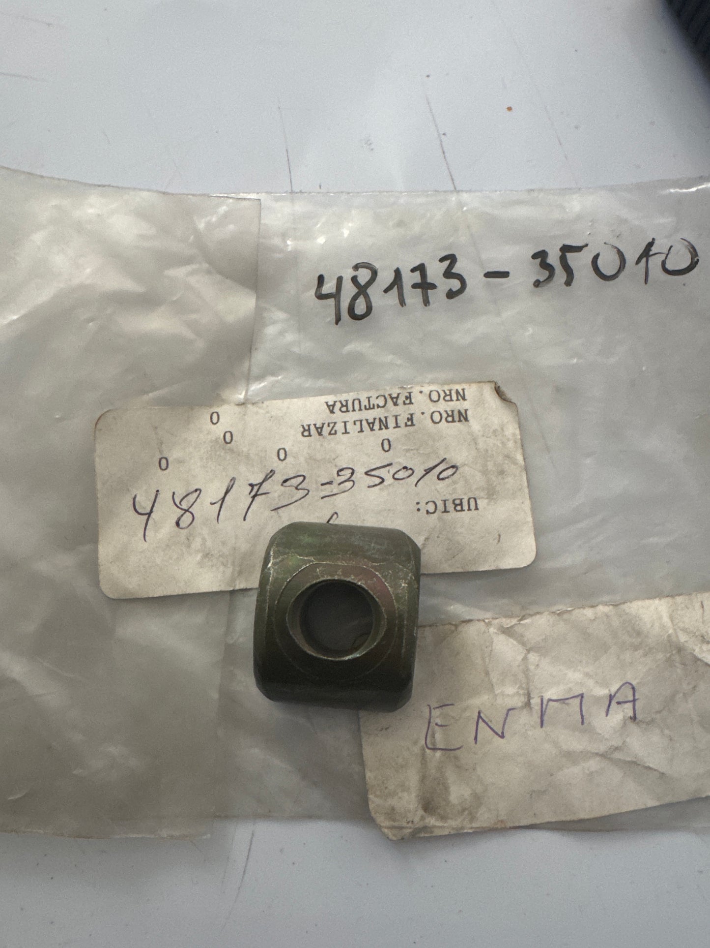 48173-35010, 48173-35010 FRONT SPRING & SHOCK ABSORBER, toyota, Toyota - Lexus