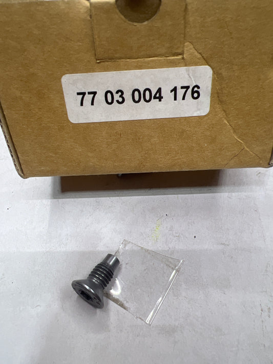 7703004176 - TORN M8X125 - Renault
