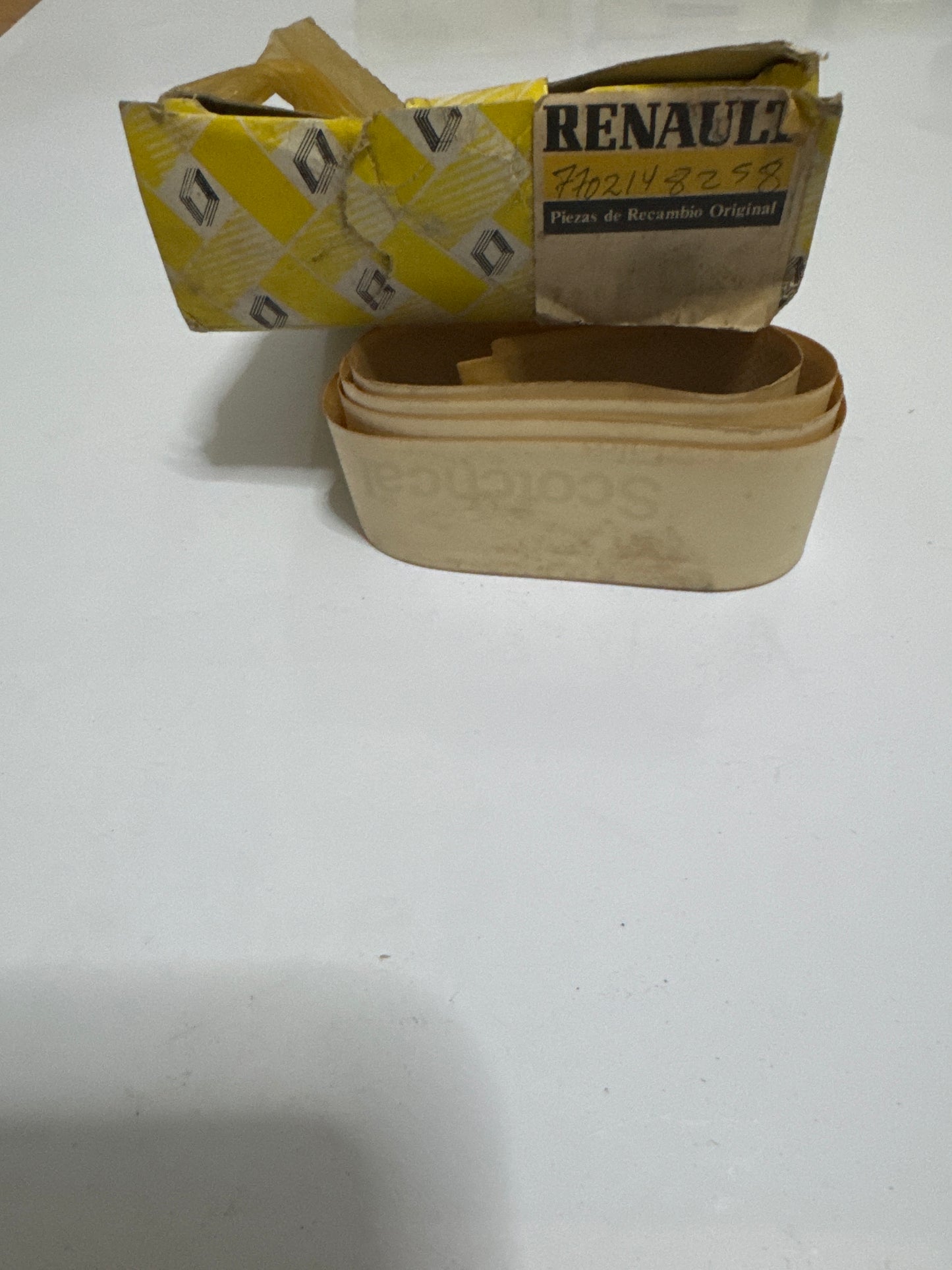 7702148258, Banda, Renault