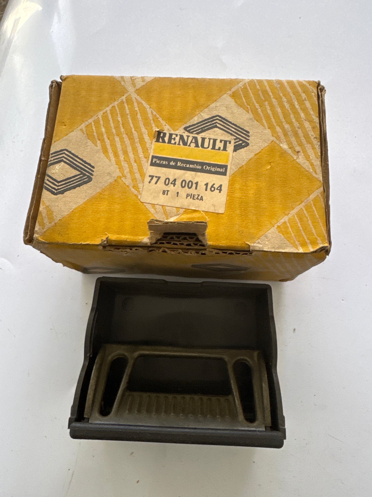 7704001164, CENICERO, Renault