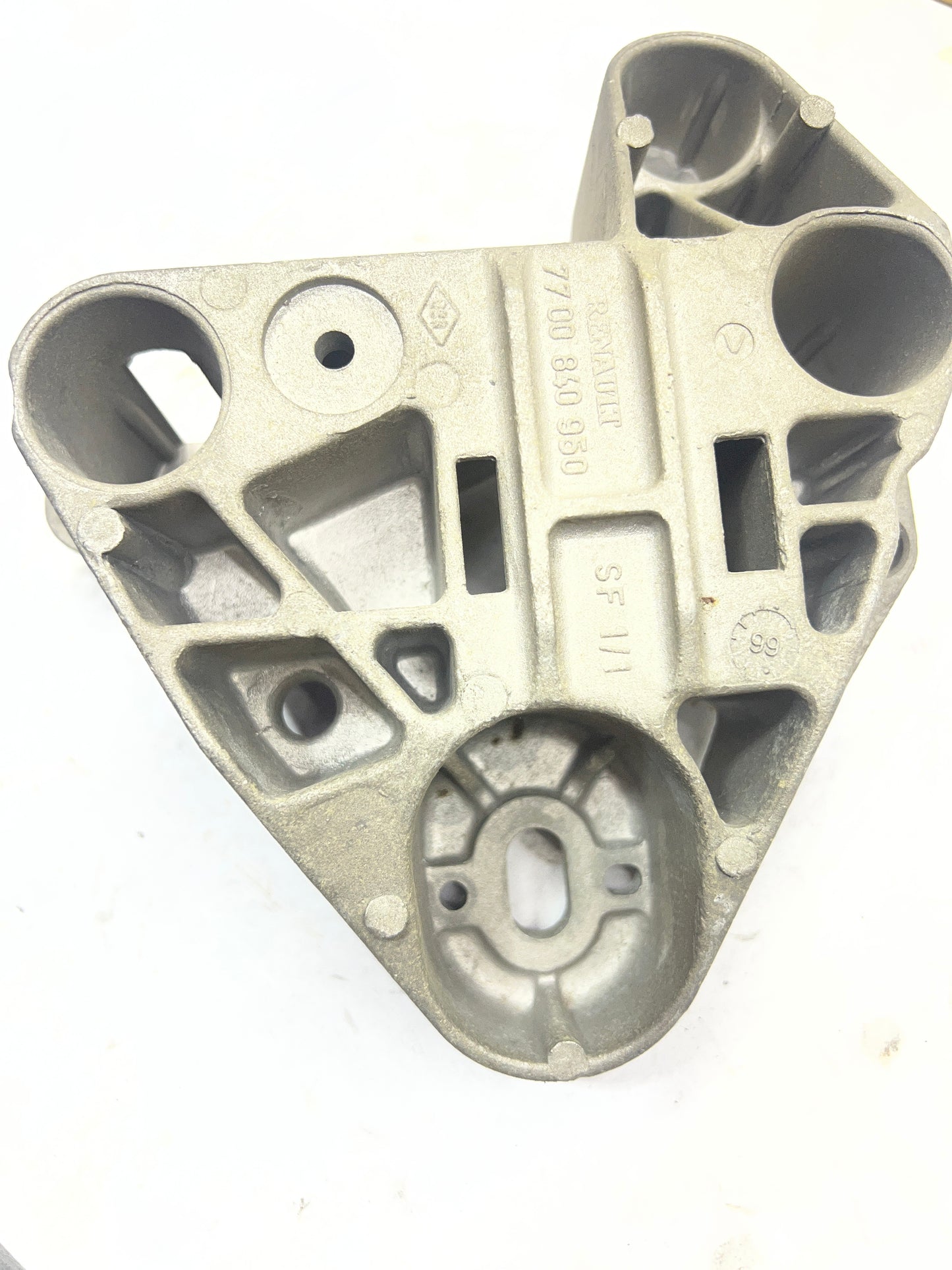 7700840950 SOPORTE MOTOR DCH RENAULT