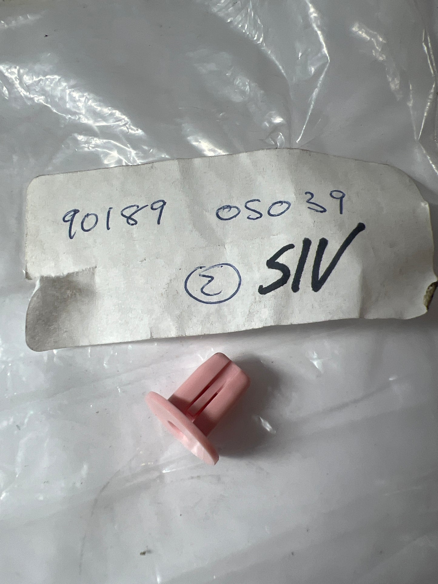 90189-05039 HEADLAMP, toyota