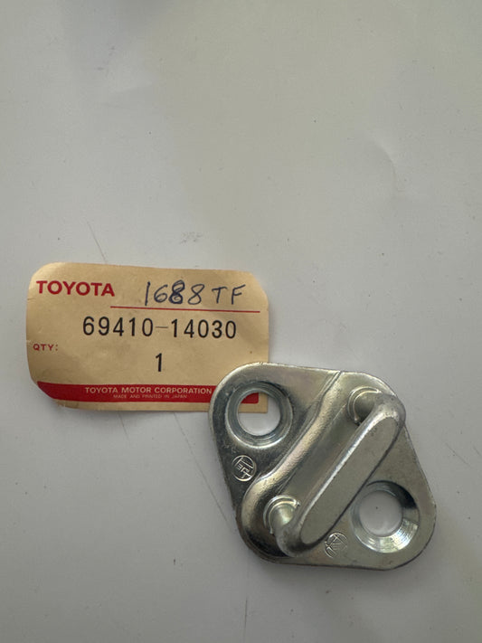 69410-14030, 69410-14030 FRONT DOOR LOCK & HANDLE
67-06: REAR DOOR LOCK & HANDLE, toyota, Toyota - Lexus