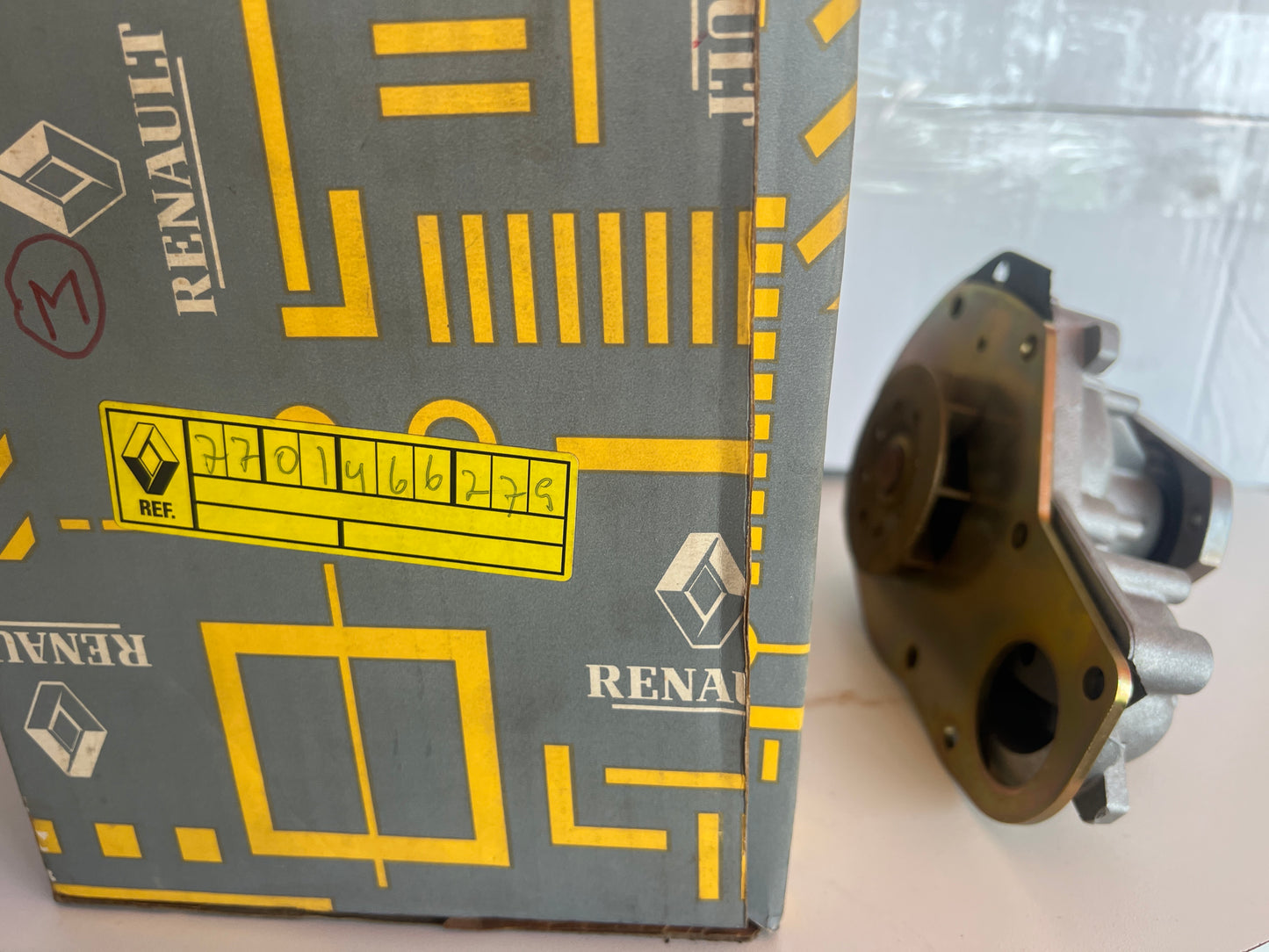 7701466779 Bomba de agua, refrigeración del motor RENAULT