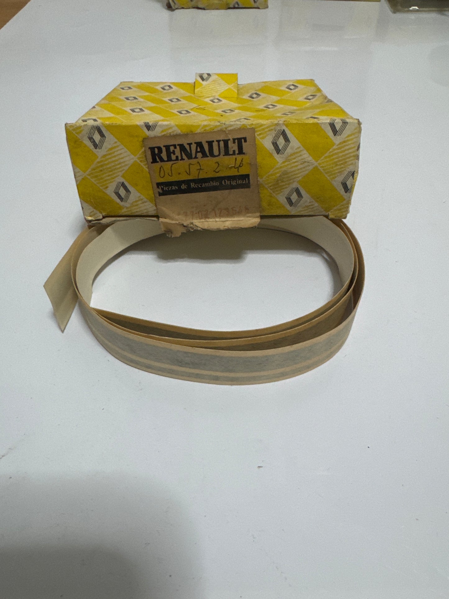 7702123646, C BAN PTA D AZUL, Renault