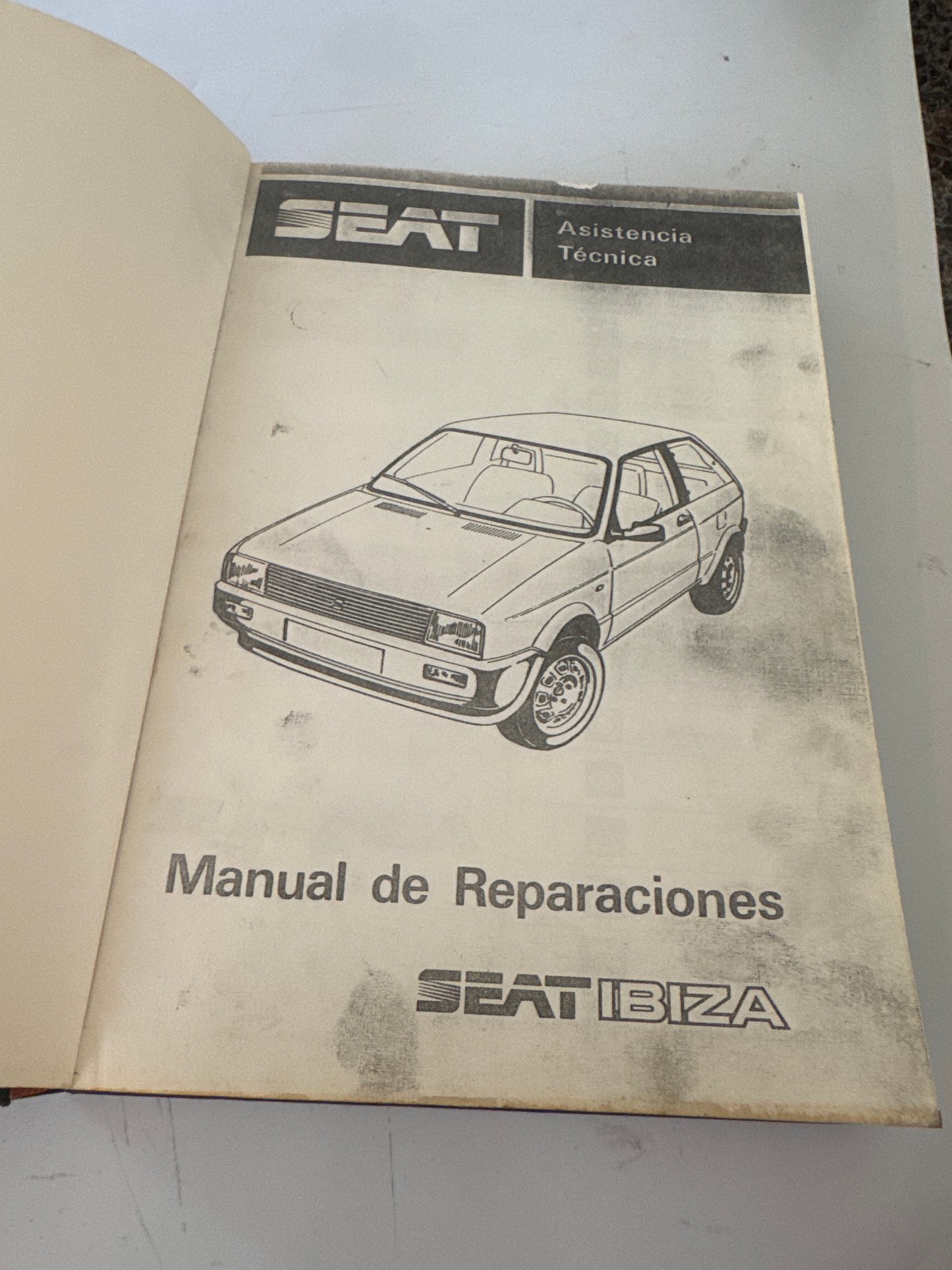 Asistencia técnica. Manual de reparaciones. SEAT. Mayo 1985. Tomos I y II