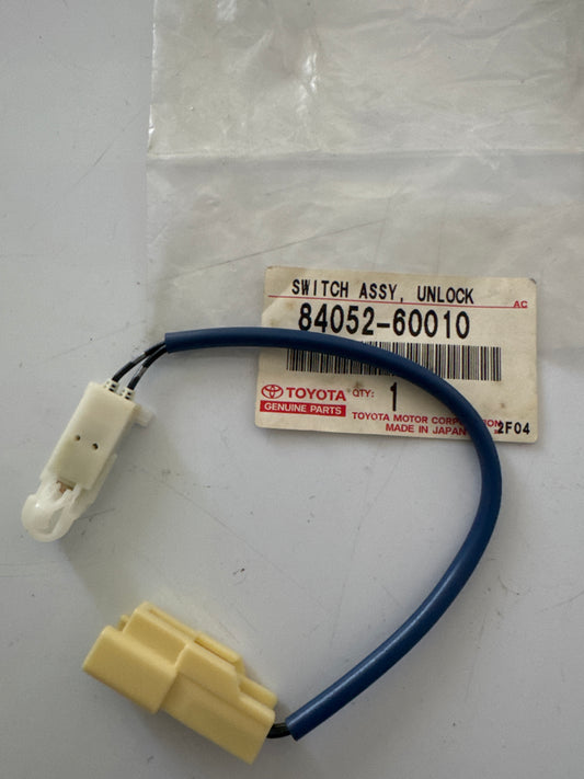 84052-60010 SWITCH & RELAY & COMPUTER, toyota