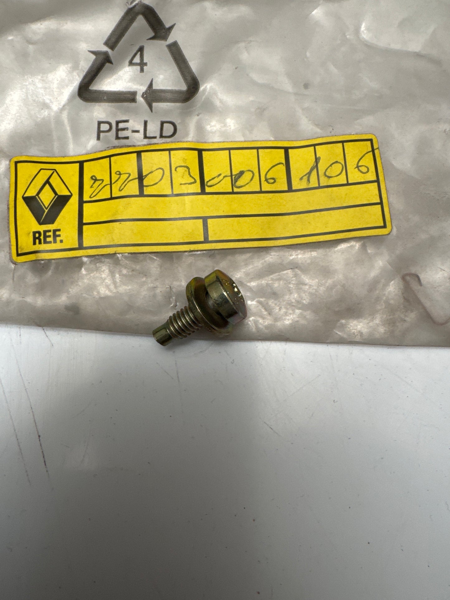 7703006106, TORNILLO, Renault